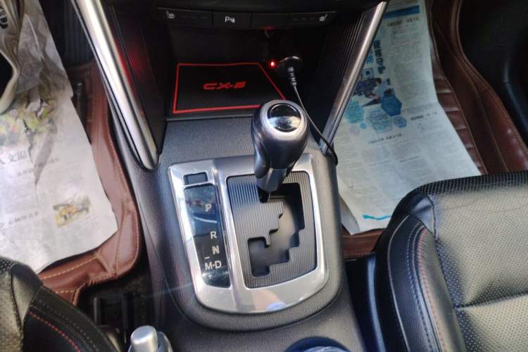 Used Mazda CX-5 2013 2.5L Automatic 4x4 Luxury Version Gear Lever