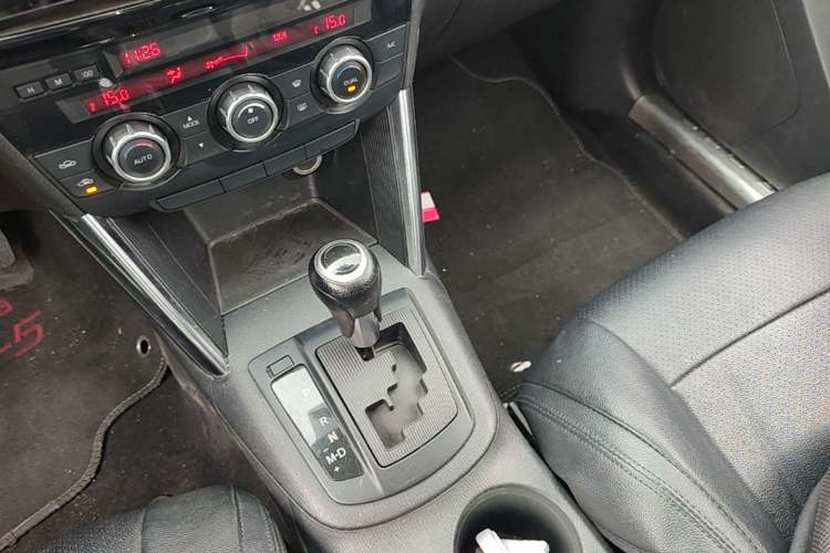 Used Mazda CX-5 2013 2.0L Automatic Two-Wheel Drive Comfort Version Gear Lever