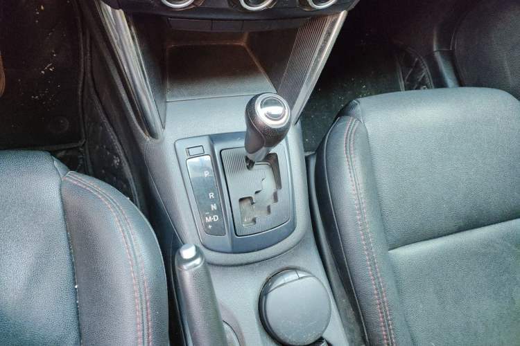 Used Mazda CX-5 2013 2.0L Automatic Two-Wheel Drive Comfort Version Gear Lever