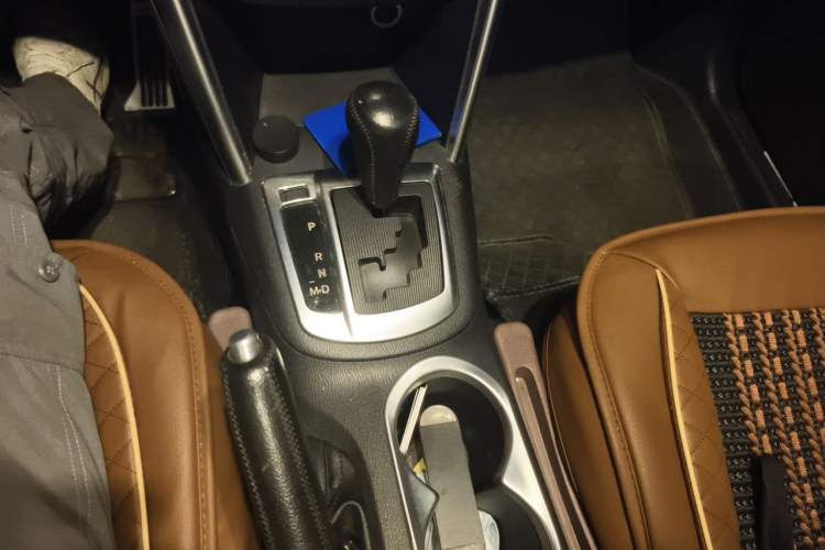 Used Mazda CX-5 2013 2.0L Automatic Two-Wheel Drive Comfort Version Gear Lever