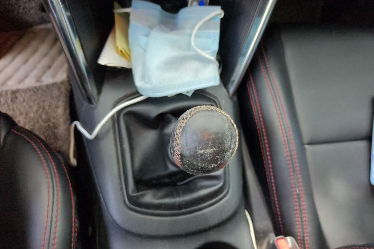 Used Mazda CX-5 2013 2.0L Manual Two-Wheel Drive Comfort Version Gear Lever