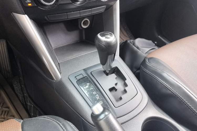 Used Mazda CX-5 2013 2.0L Automatic Two-Wheel Drive Comfort Version Gear Lever