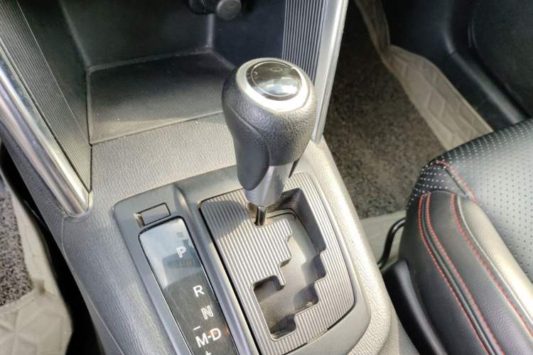 Used Mazda CX-5 2013 2.0L Automatic Two-Wheel Drive Comfort Version Gear Lever