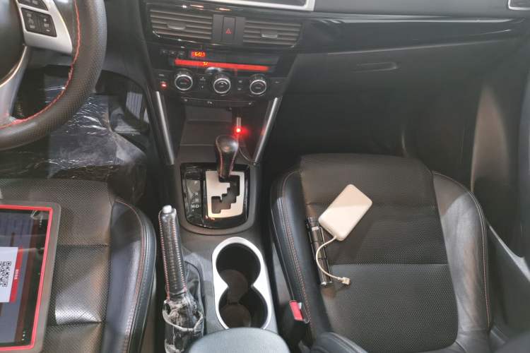 Used Mazda CX-5 2013 2.5L Automatic 4x4 Luxury Version Gear Lever