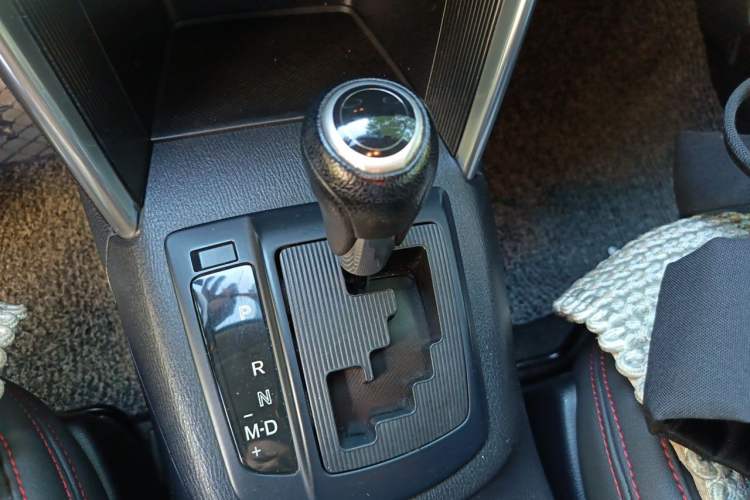 Used Mazda CX-5 2013 2.0L Automatic Two-Wheel Drive Comfort Version Gear Lever