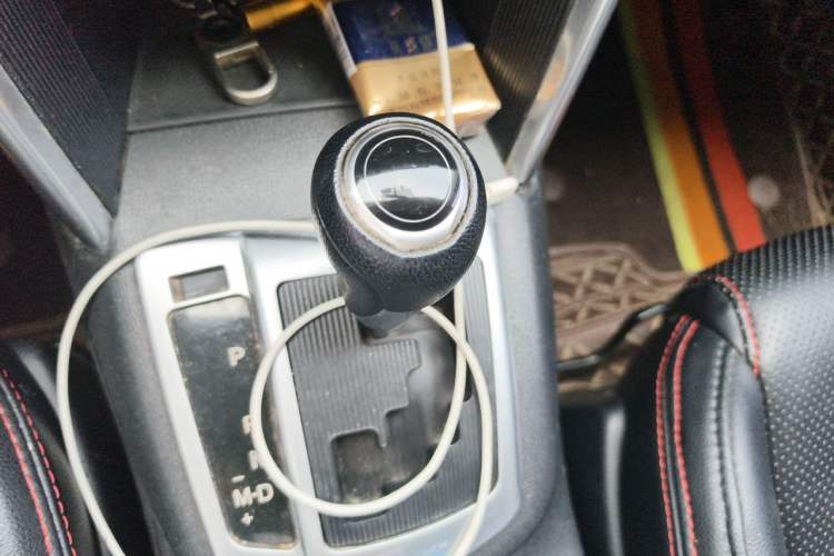 Used Mazda CX-5 2013 2.0L Automatic Two-Wheel Drive Comfort Version Gear Lever