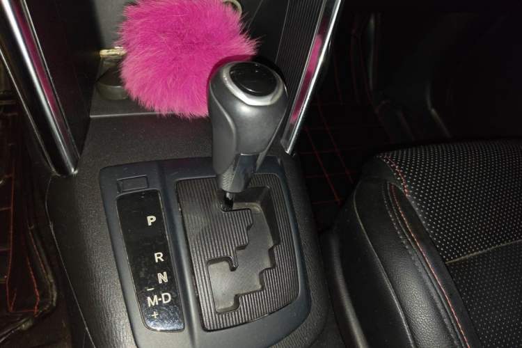Used Mazda CX-5 2013 2.0L Automatic 4x4 Elite Version Gear Lever