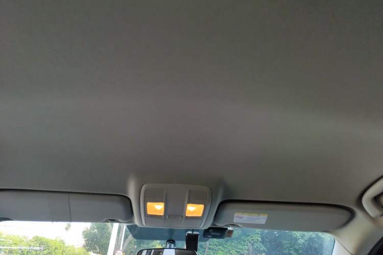 Used Mazda CX-5 2013 2.0L Automatic Two-Wheel Drive Comfort Version Headliner