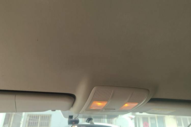 Used Mazda CX-5 2013 2.0L Manual Two-Wheel Drive Comfort Version Headliner