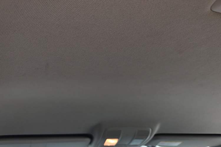 Used Mazda CX-5 2013 2.0L Automatic Two-Wheel Drive Comfort Version Headliner