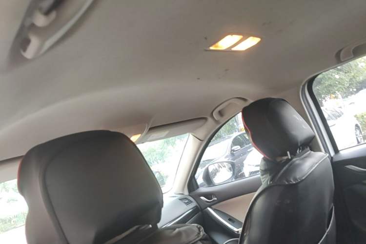Used Mazda CX-5 2013 2.0L Automatic Two-Wheel Drive Comfort Version Headliner