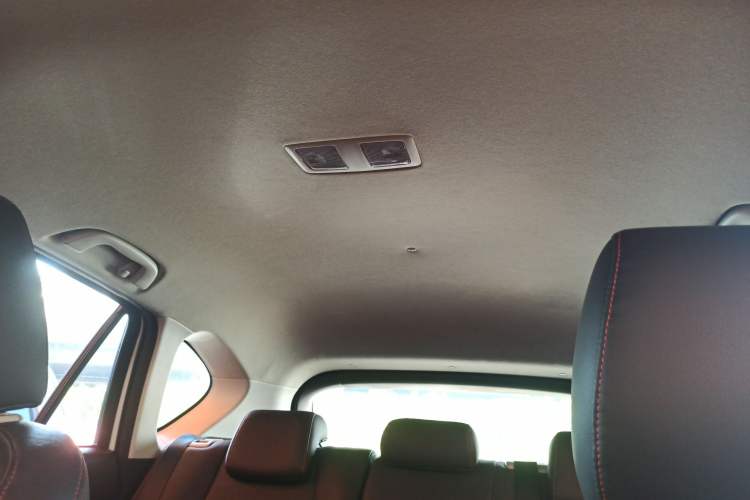 Used Mazda CX-5 2013 2.0L Automatic Two-Wheel Drive Comfort Version Headliner