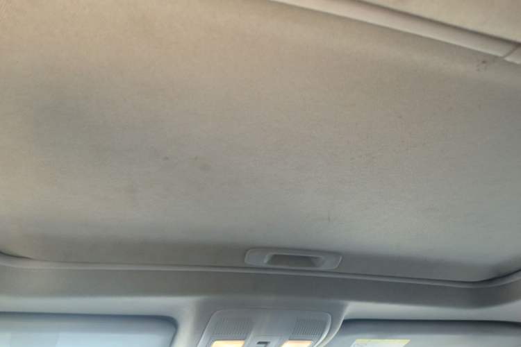 Used Mazda CX-5 2013 2.5L Automatic 4x4 Luxury Version Headliner