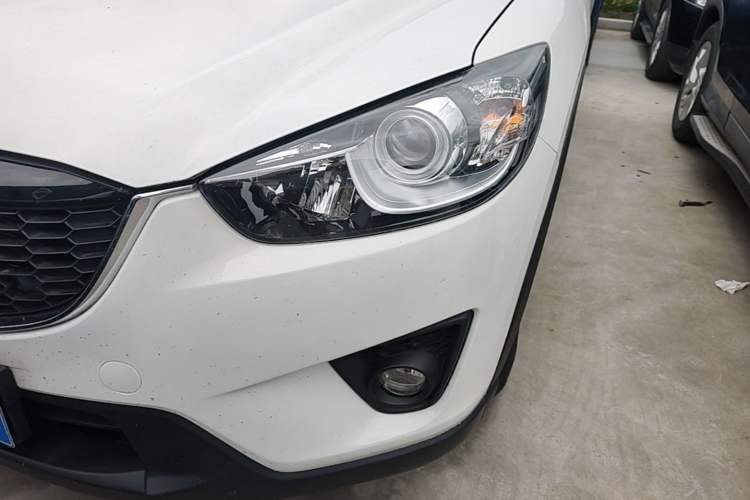 Used Mazda CX-5 2013 2.0L Automatic Two-Wheel Drive Comfort Version Left Front Headlight
