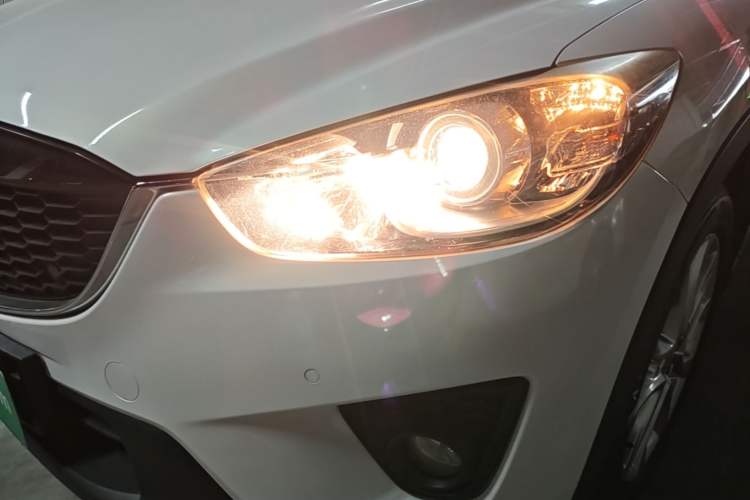 Used Mazda CX-5 2013 2.5L Automatic 4x4 Luxury Version Left Front Headlight