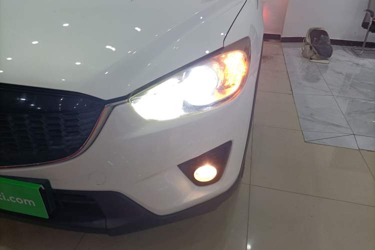 Used Mazda CX-5 2013 2.0L Automatic Two-Wheel Drive Comfort Version Left Front Headlight