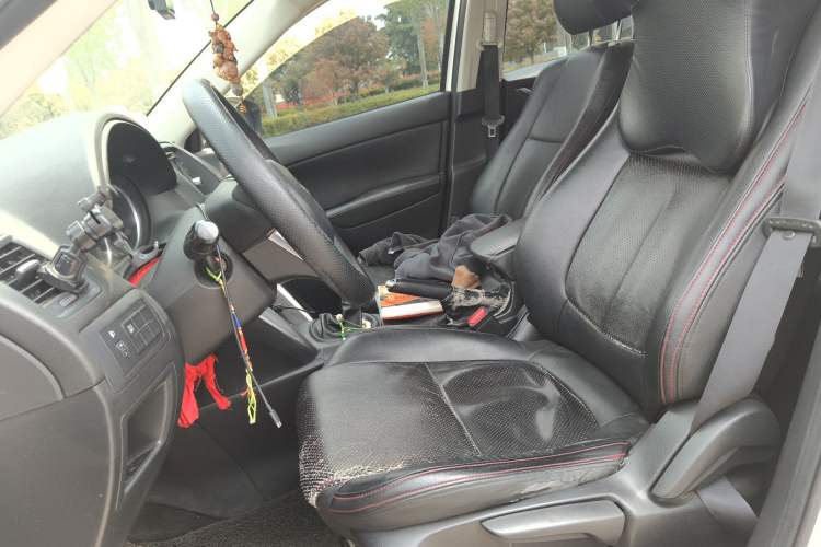 Used Mazda CX-5 2013 2.0L Manual Two-Wheel Drive Comfort Version Left Front Seat
