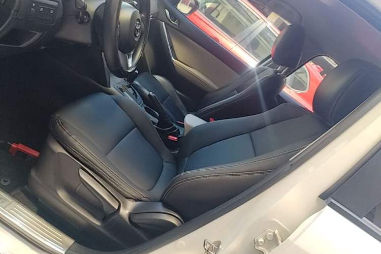 Used Mazda CX-5 2013 2.0L Automatic Two-Wheel Drive Comfort Version Left Front Seat