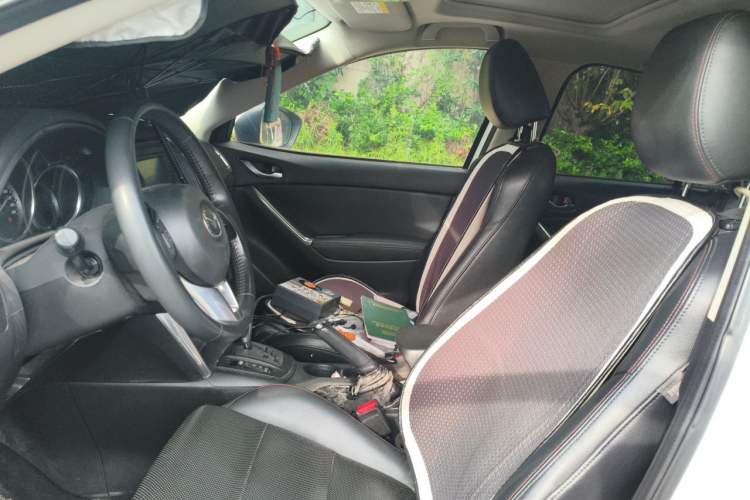 Used Mazda CX-5 2013 2.5L Automatic 4x4 Luxury Version Left Front Seat