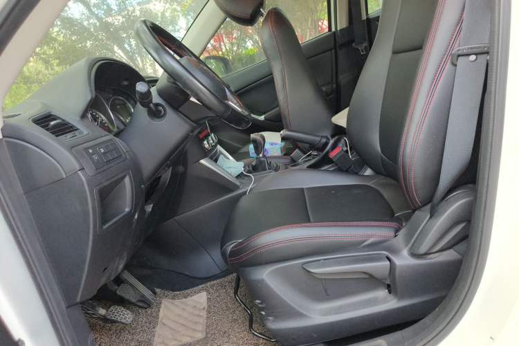 Used Mazda CX-5 2013 2.0L Manual Two-Wheel Drive Comfort Version Left Front Seat