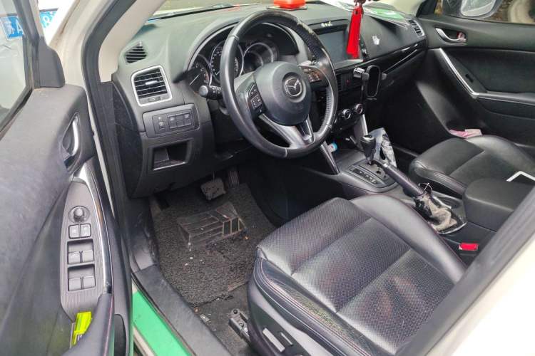 Used Mazda CX-5 2013 2.5L Automatic 4x4 Luxury Version Left Front Seat