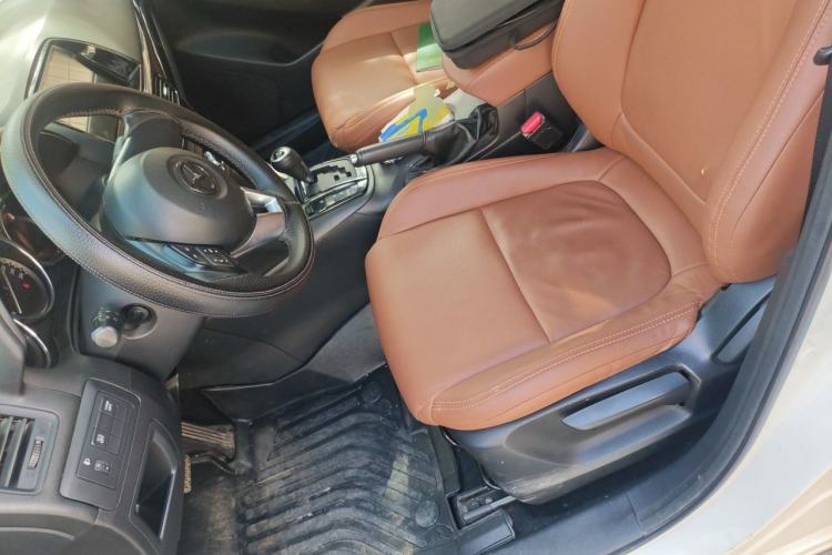 Used Mazda CX-5 2013 2.0L Automatic Two-Wheel Drive Comfort Version Left Front Seat