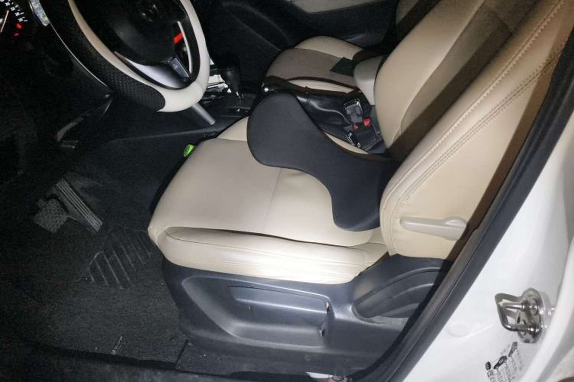 Used Mazda CX-5 2013 2.0L Automatic Two-Wheel Drive Comfort Version Left Front Seat
