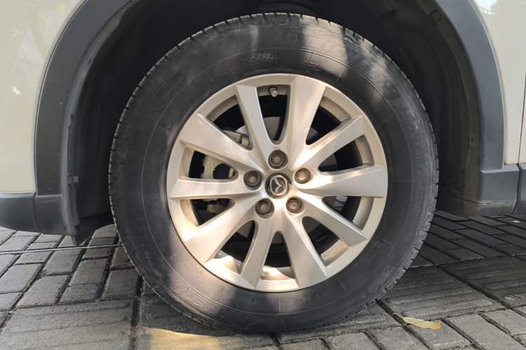 Used Mazda CX-5 2013 2.0L Automatic Two-Wheel Drive Comfort Version Left Front Wheel Hub