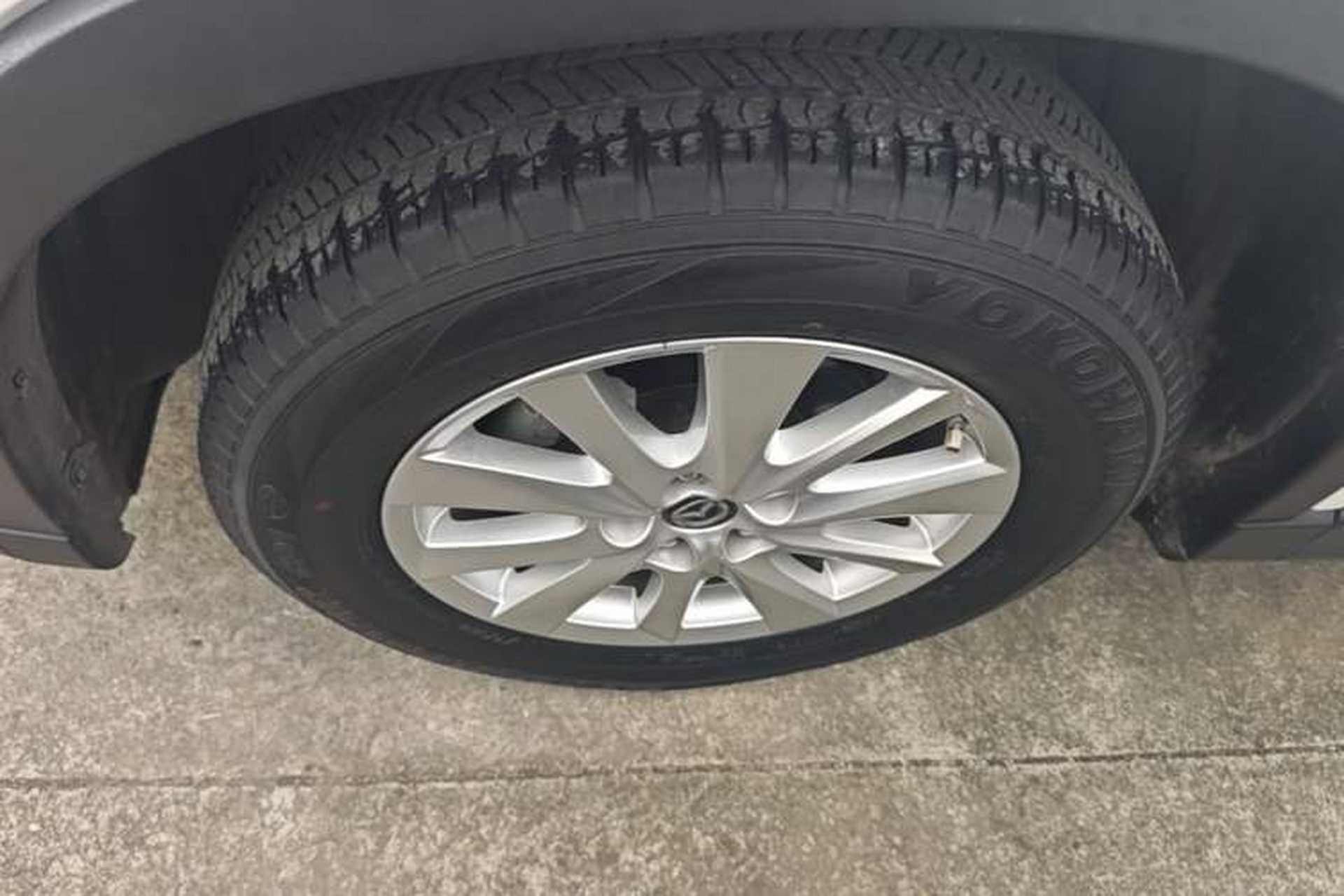 Used Mazda CX-5 2013 2.0L Automatic 4x4 Prestige Edition Left Front Wheel Hub