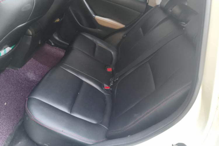 Used Mazda CX-5 2013 2.0L Automatic Two-Wheel Drive Comfort Version Left Rear Seat