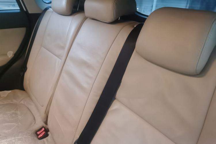 Used Mazda CX-5 2013 2.0L Automatic Two-Wheel Drive Comfort Version Left Rear Seat