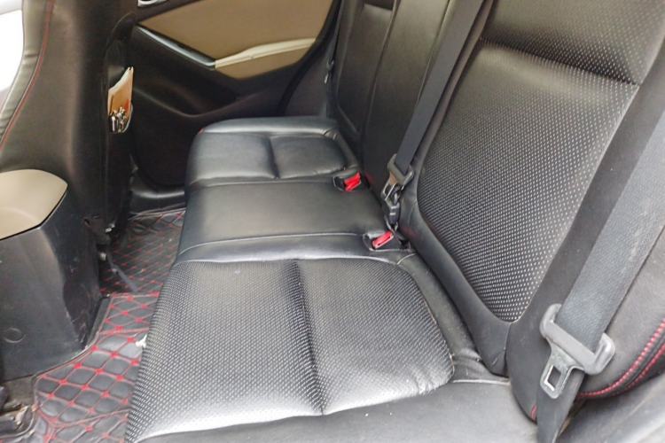 Used Mazda CX-5 2013 2.0L Automatic Two-Wheel Drive Comfort Version Left Rear Seat