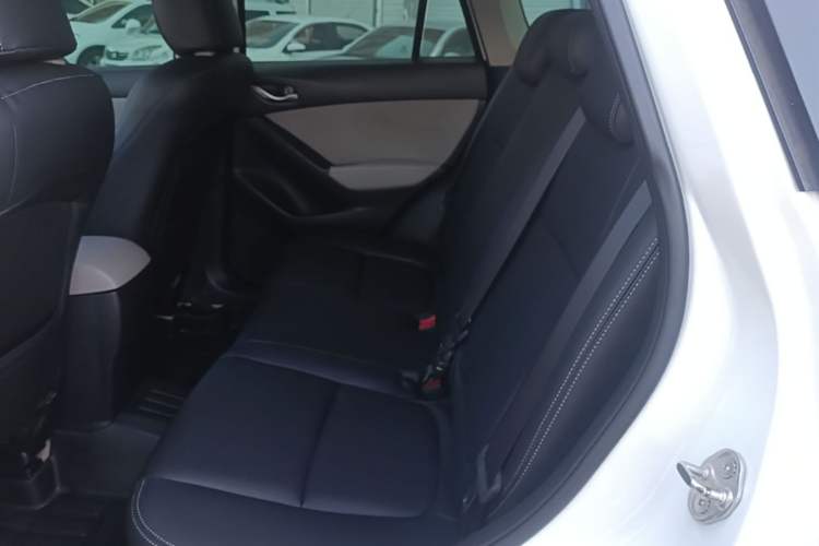 Used Mazda CX-5 2013 2.0L Automatic Two-Wheel Drive Comfort Version Left Rear Seat