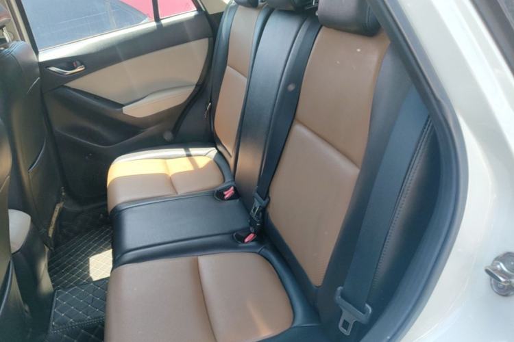 Used Mazda CX-5 2013 2.0L Automatic Two-Wheel Drive Comfort Version Left Rear Seat