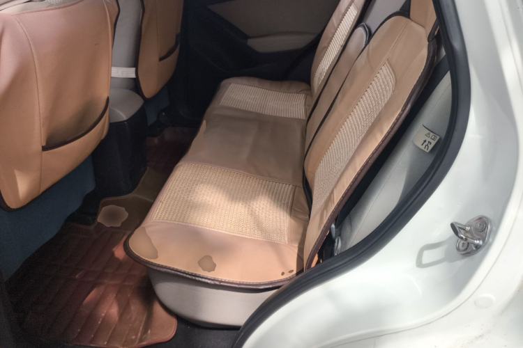 Used Mazda CX-5 2013 2.0L Automatic Two-Wheel Drive Comfort Version Left Rear Seat