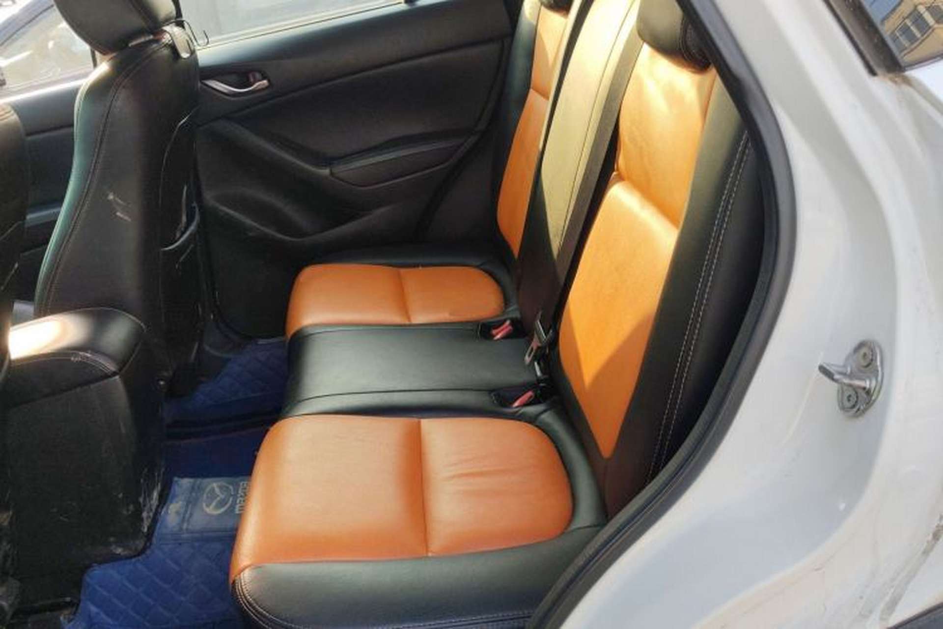 Used Mazda CX-5 2013 2.0L Automatic Two-Wheel Drive Comfort Version Left Rear Seat