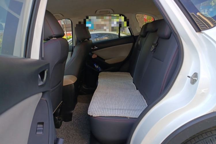 Used Mazda CX-5 2013 2.0L Automatic Two-Wheel Drive Comfort Version Left Rear Seat