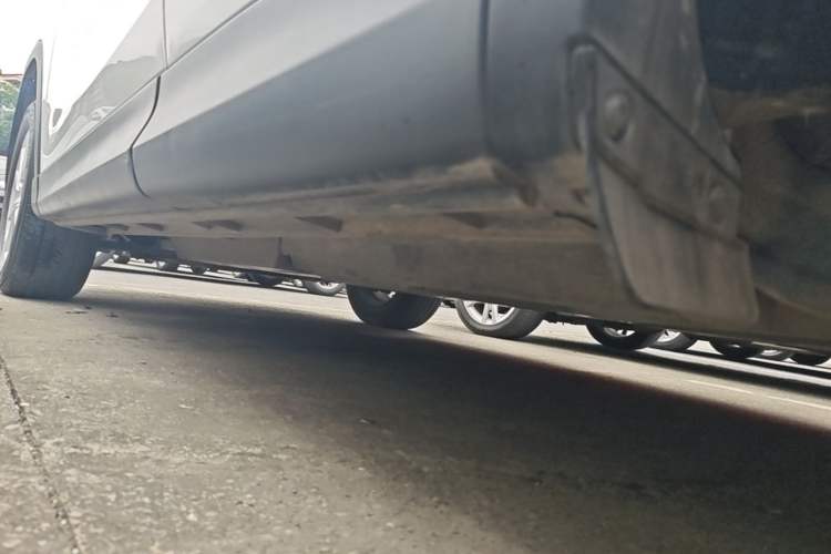 Used Mazda CX-5 2013 2.0L Automatic 4x4 Prestige Edition Left Side Sill