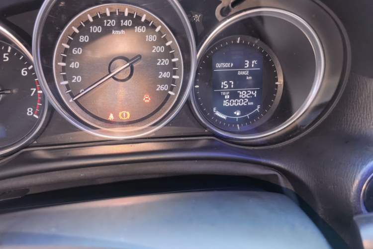 Used Mazda CX-5 2013 2.0L Automatic 4x4 Elite Version Odometer Close Up