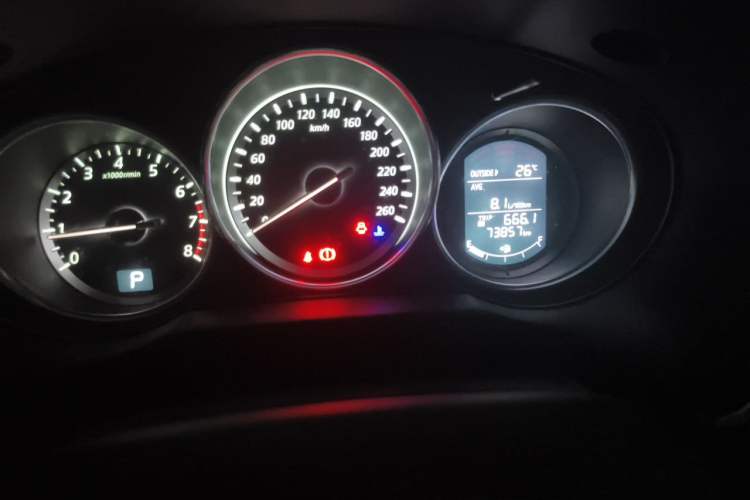 Used Mazda CX-5 2013 2.0L Automatic Two-Wheel Drive Comfort Version Odometer Close Up