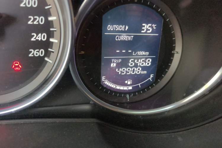 Used Mazda CX-5 2013 2.0L Manual Two-Wheel Drive Comfort Version Odometer Close Up