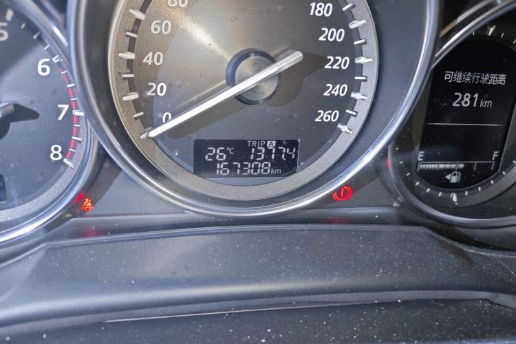 Used Mazda CX-5 2013 2.5L Automatic 4x4 Flagship Edition Odometer Close Up