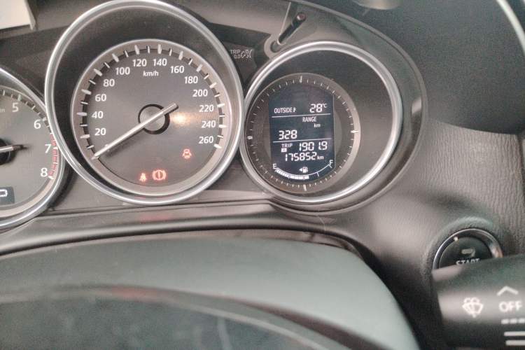 Used Mazda CX-5 2013 2.0L Automatic Two-Wheel Drive Comfort Version Odometer Close Up