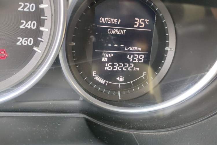 Used Mazda CX-5 2013 2.0L Automatic Two-Wheel Drive Comfort Version Odometer Close Up