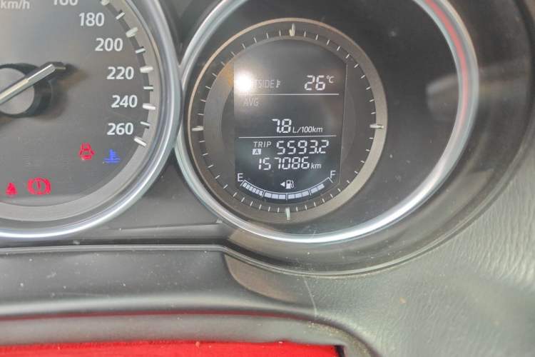 Used Mazda CX-5 2013 2.0L Automatic 4x4 Elite Version Odometer Close Up
