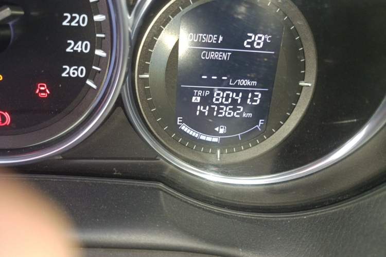 Used Mazda CX-5 2013 2.0L Automatic Two-Wheel Drive Comfort Version Odometer Close Up