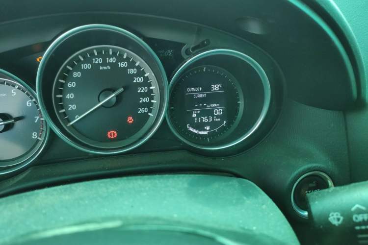 Used Mazda CX-5 2013 2.0L Manual Two-Wheel Drive Comfort Version Odometer Close Up