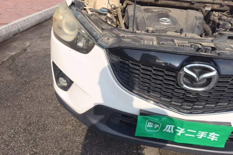 Used Mazda CX-5 2013 2.0L Automatic Two-Wheel Drive Comfort Version Right Front Headlight