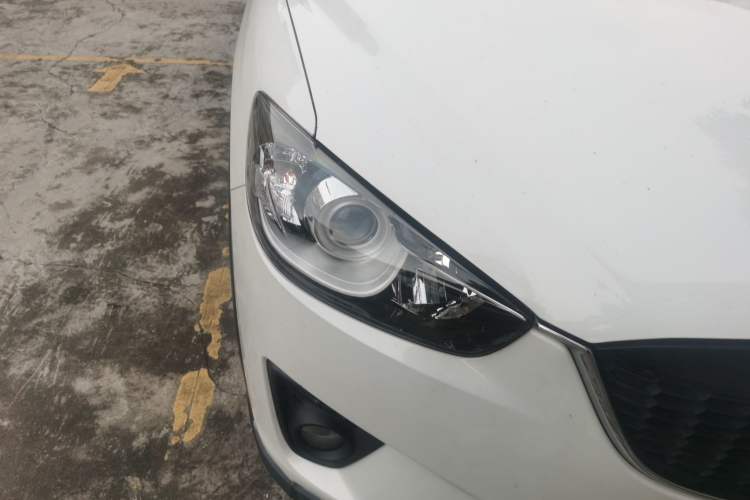 Used Mazda CX-5 2013 2.0L Automatic Two-Wheel Drive Comfort Version Right Front Headlight