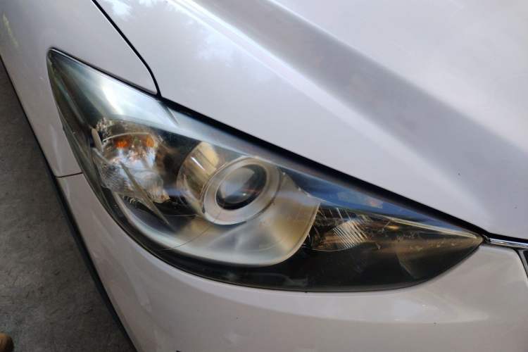 Used Mazda CX-5 2013 2.5L Automatic 4x4 Luxury Version Right Front Headlight